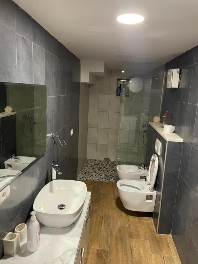 Golden Park Apartament *